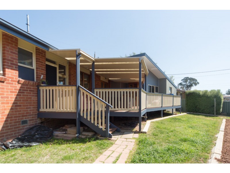 6 Earle Street, Lyneham ACT 2602