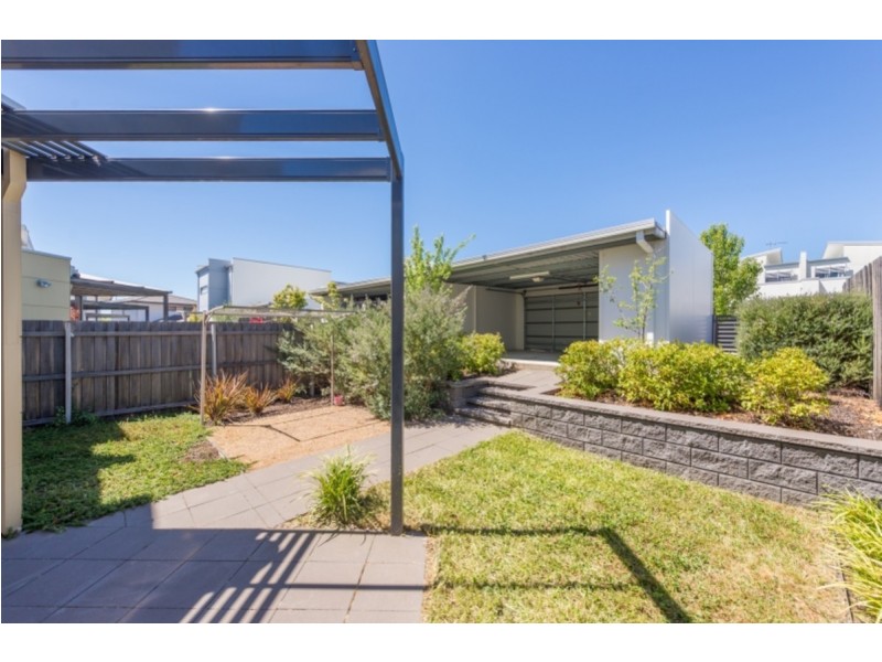 28 Fairfield Street, Crace ACT 2911