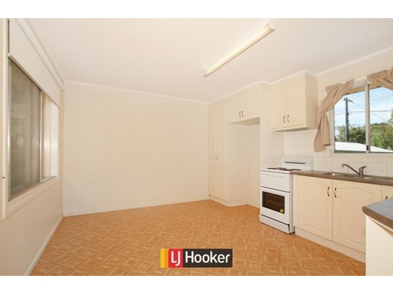 16 Legge Street, Downer ACT 2602