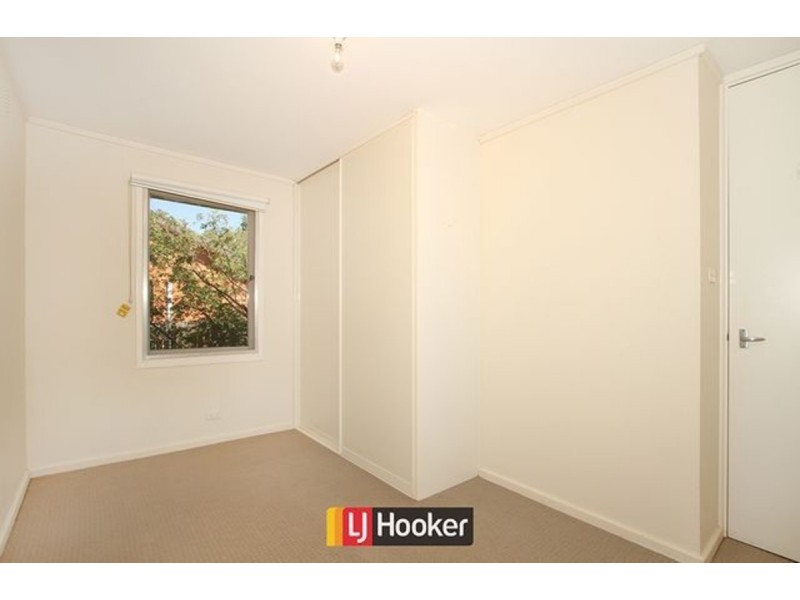 16 Legge Street, Downer ACT 2602