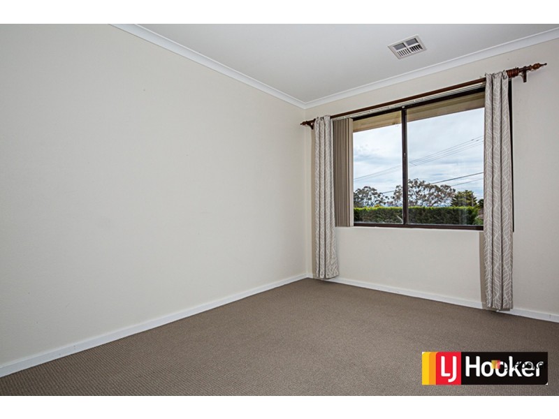 8 Richards Street, Hackett ACT 2602