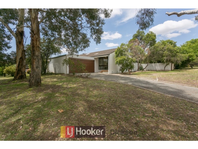 110 Grayson Street, Hackett ACT 2602