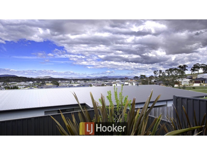 35 Lucy Beeton Street, Bonner ACT 2914