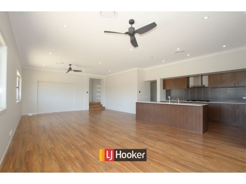 35 Lucy Beeton Street, Bonner ACT 2914