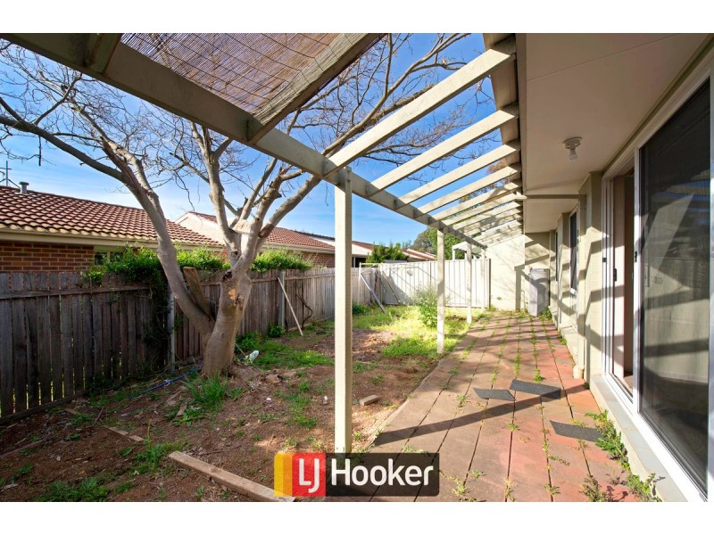 2/7 Bollard Street, Palmerston ACT 2913