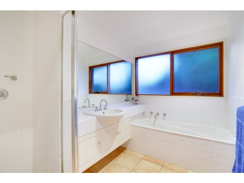 34 Selwyn Street, Hackett ACT 2602