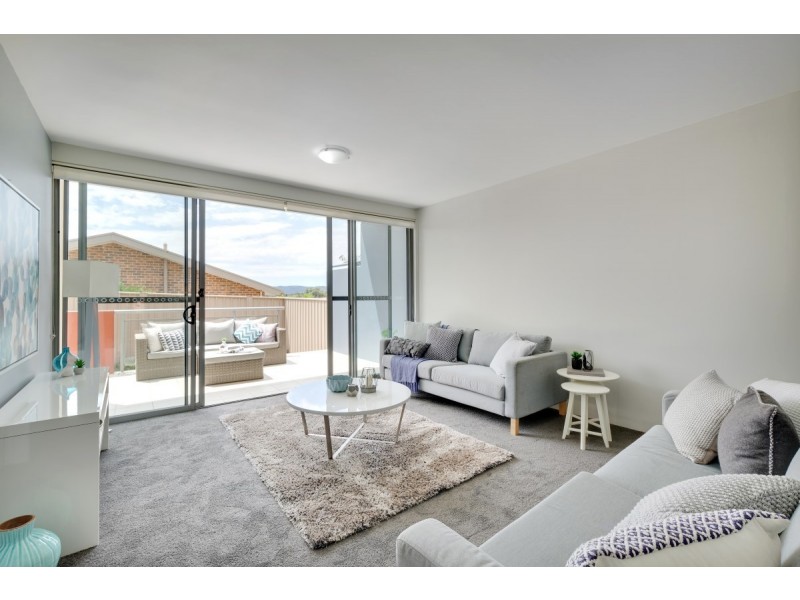 B11/17 Uriarra Road, Queanbeyan NSW 2620