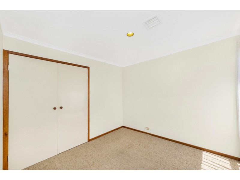 28 Fernyhough Crescent, Lyneham ACT 2602