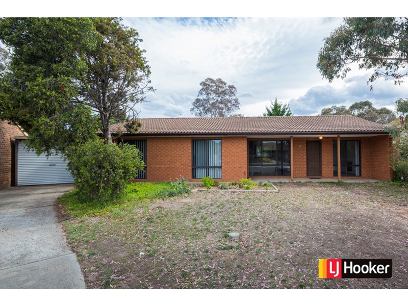 36 Stanfield Close, Kambah ACT 2902