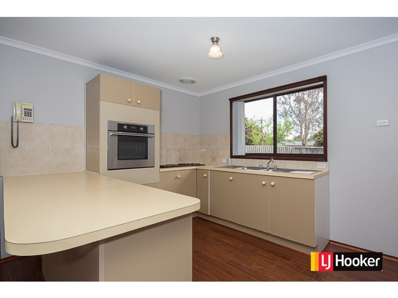 36 Stanfield Close, Kambah ACT 2902