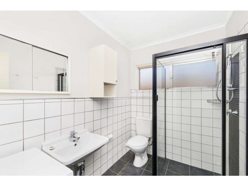 8/3 Carroll Street, Hughes ACT 2605