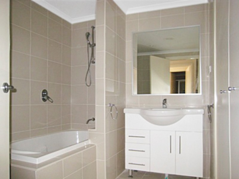 13/102 Athlon Drive, Greenway ACT 2900