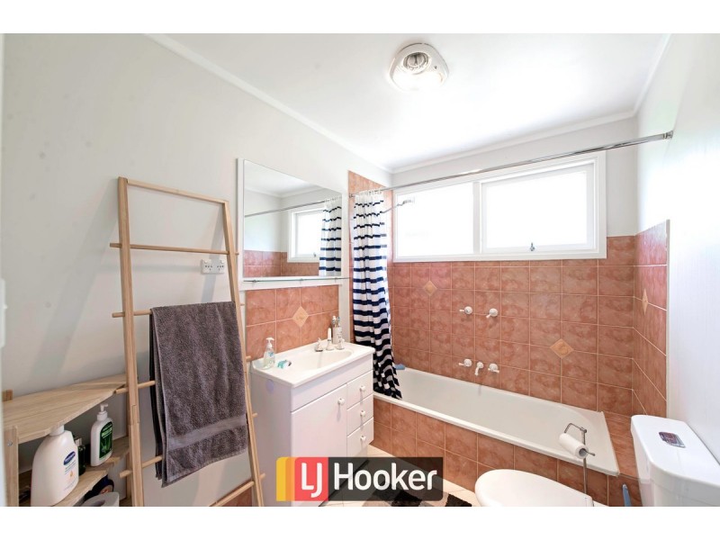 7 Mills Street, Hackett ACT 2602