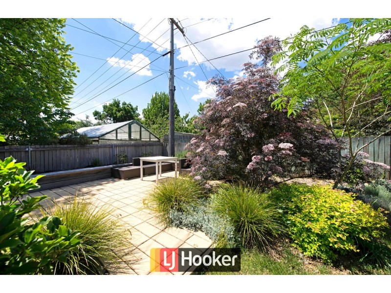 7 Mills Street, Hackett ACT 2602