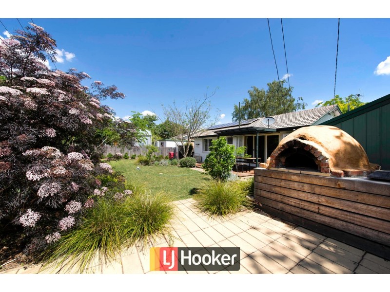 7 Mills Street, Hackett ACT 2602