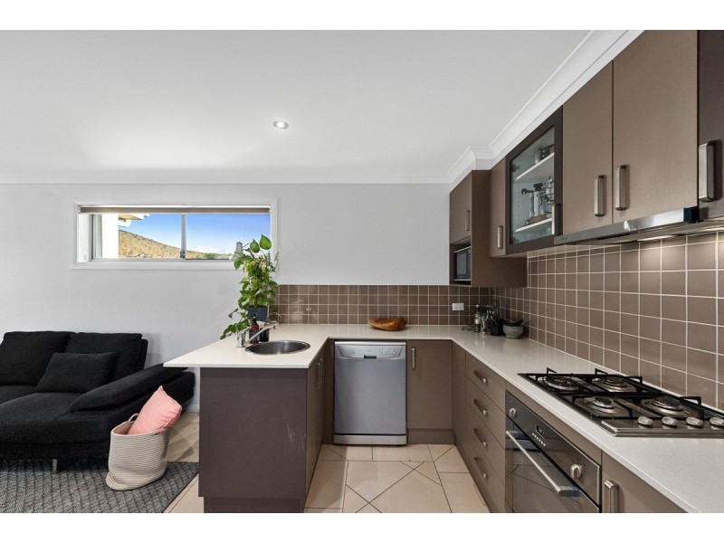 6 Mary Kitson Street, Watson ACT 2602