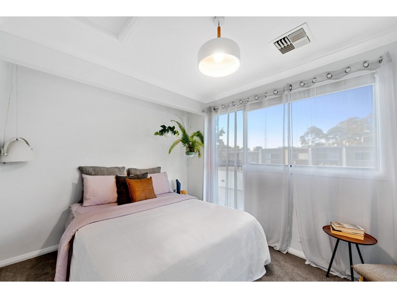 6 Mary Kitson Street, Watson ACT 2602