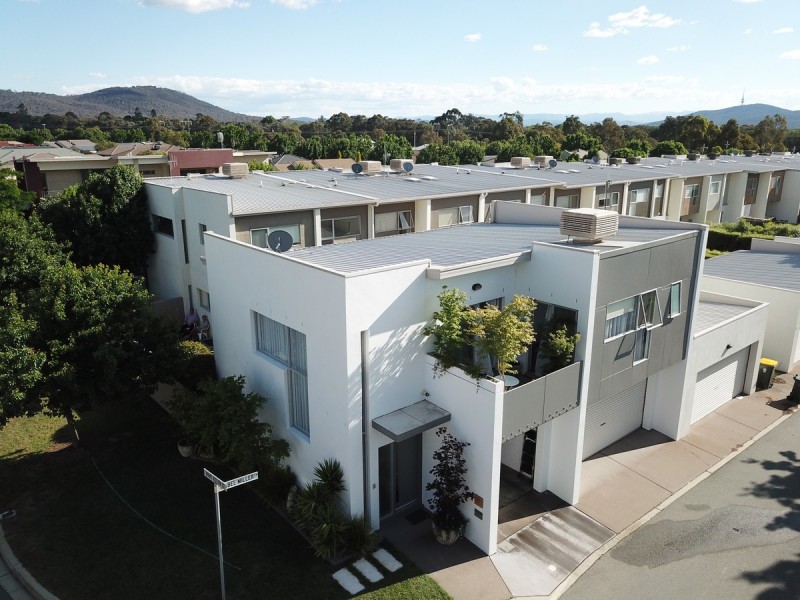 6 Mary Kitson Street, Watson ACT 2602