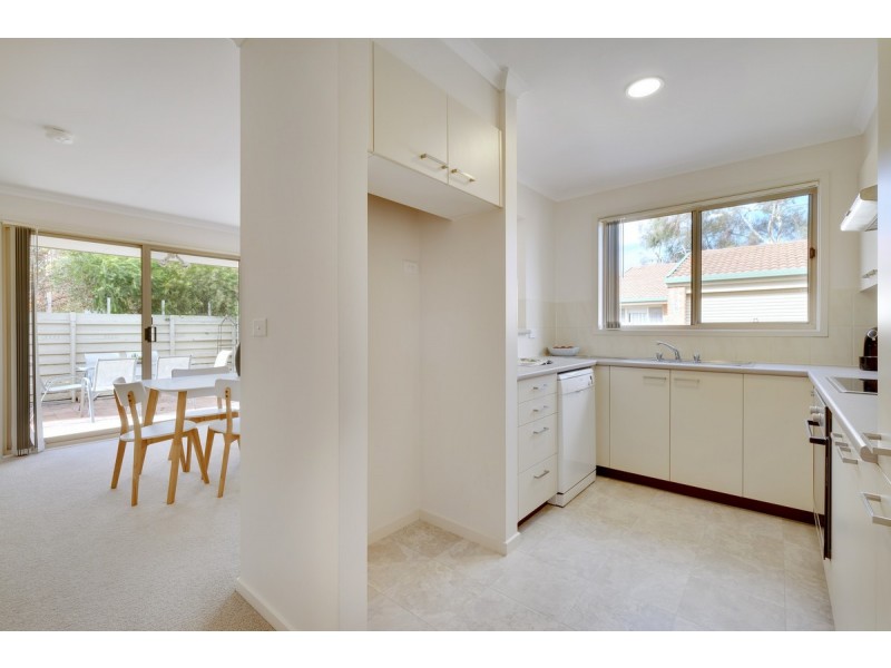 10/70-76 Madigan Street, Hackett ACT 2602