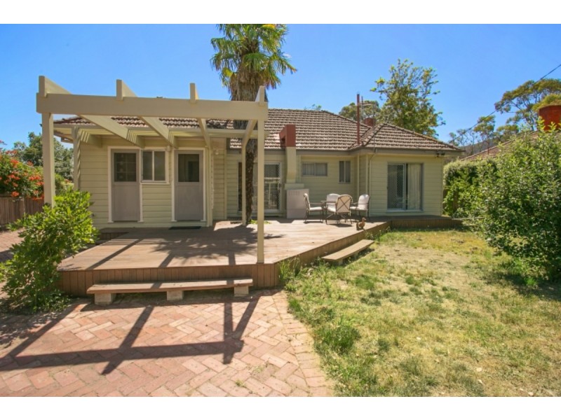 5 Hargraves Crescent, Ainslie ACT 2602