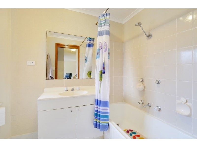 24/9 McClintock Street, Lyneham ACT 2602