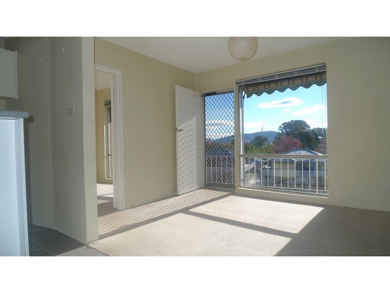 8/137 Blamey Crescent, Campbell ACT 2612