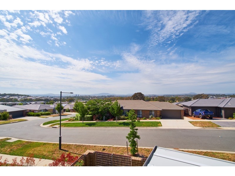 7/29 Bott Crescent, Casey ACT 2913