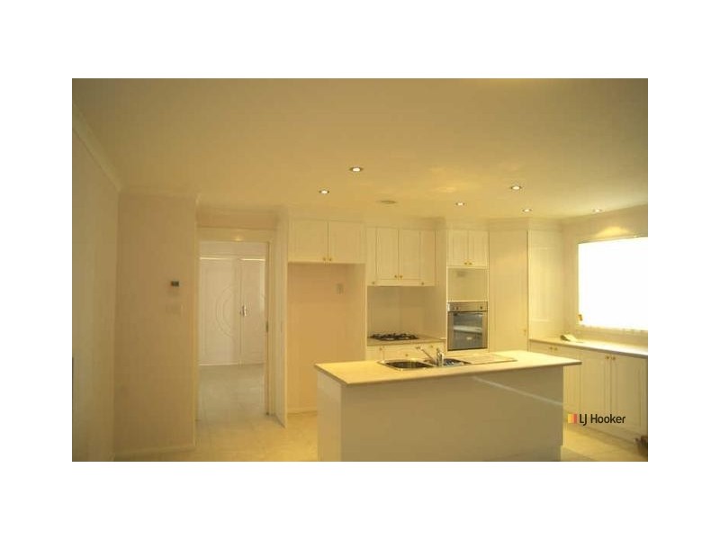 28 Allnutt Crescent, Forde ACT 2914