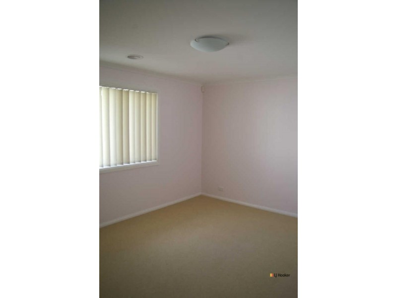 28 Allnutt Crescent, Forde ACT 2914