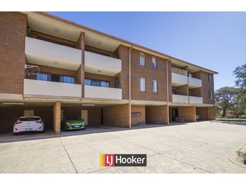 17/32 Springvale Drive, Hawker ACT 2614