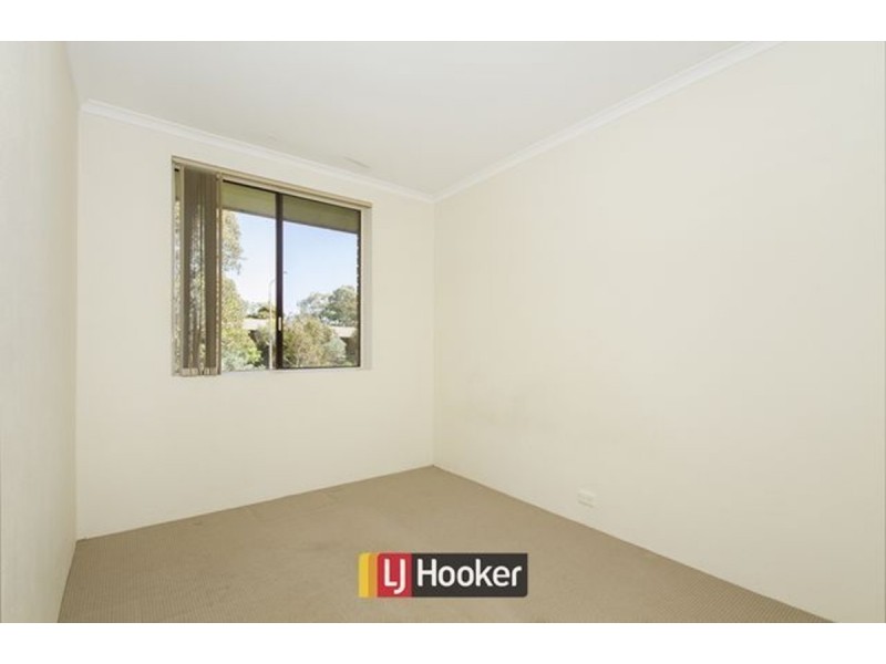 17/32 Springvale Drive, Hawker ACT 2614