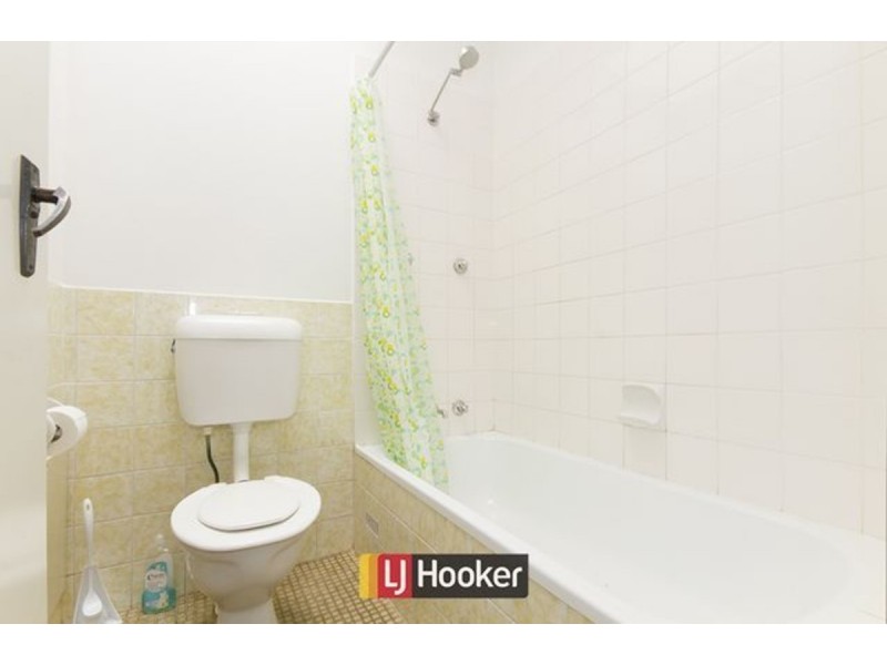 17/32 Springvale Drive, Hawker ACT 2614