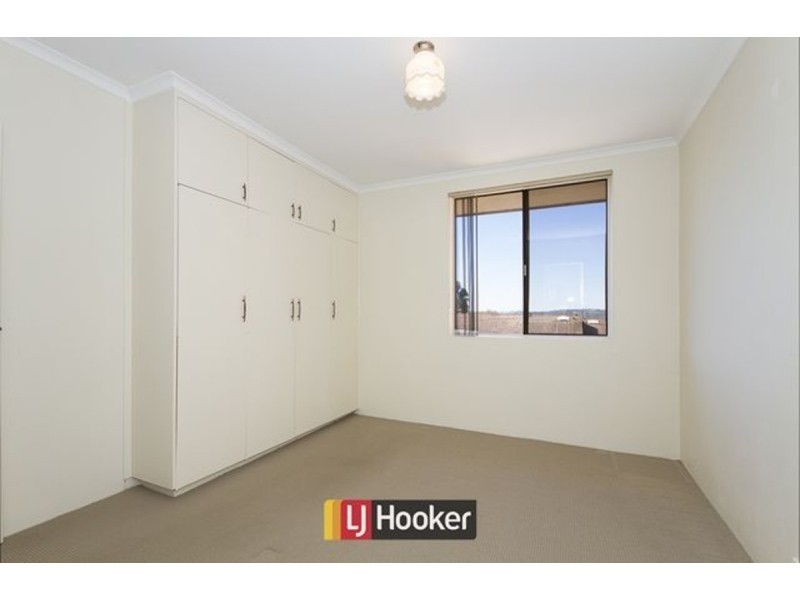 17/32 Springvale Drive, Hawker ACT 2614