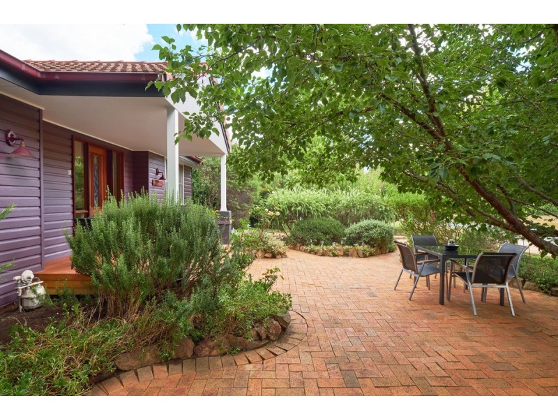 8 Colton Place, Downer ACT 2602