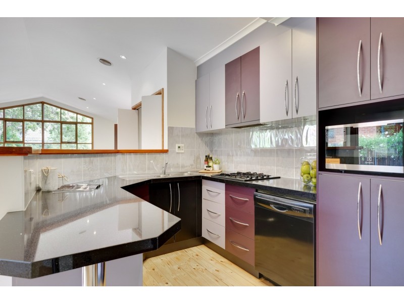 8 Colton Place, Downer ACT 2602