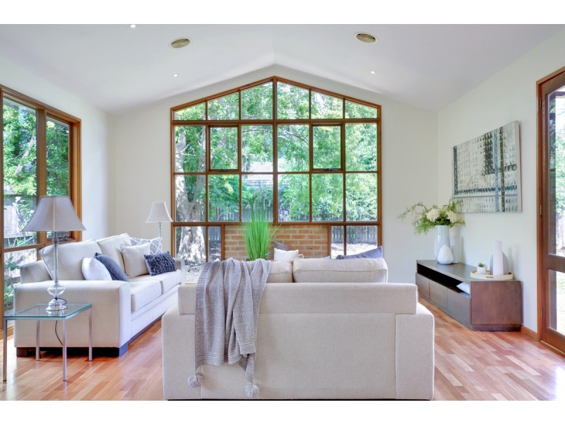 8 Colton Place, Downer ACT 2602