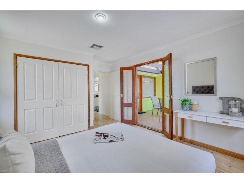8 Colton Place, Downer ACT 2602