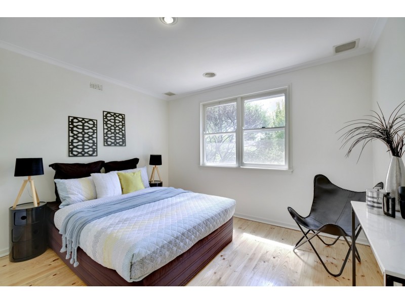 8 Colton Place, Downer ACT 2602