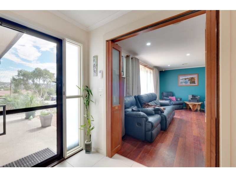 37 Deamer Crescent, Richardson ACT 2905