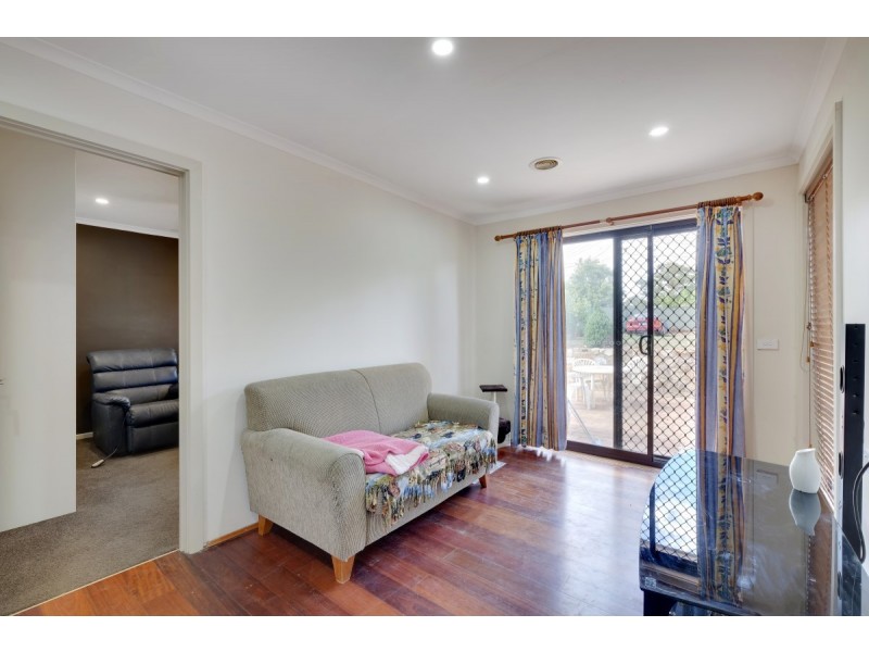 37 Deamer Crescent, Richardson ACT 2905