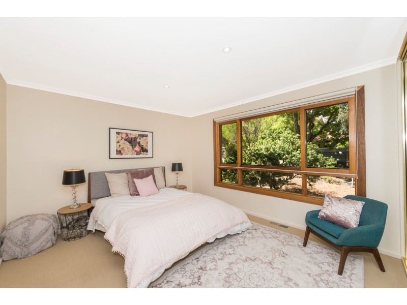 6 Skeats Street, Hackett ACT 2602