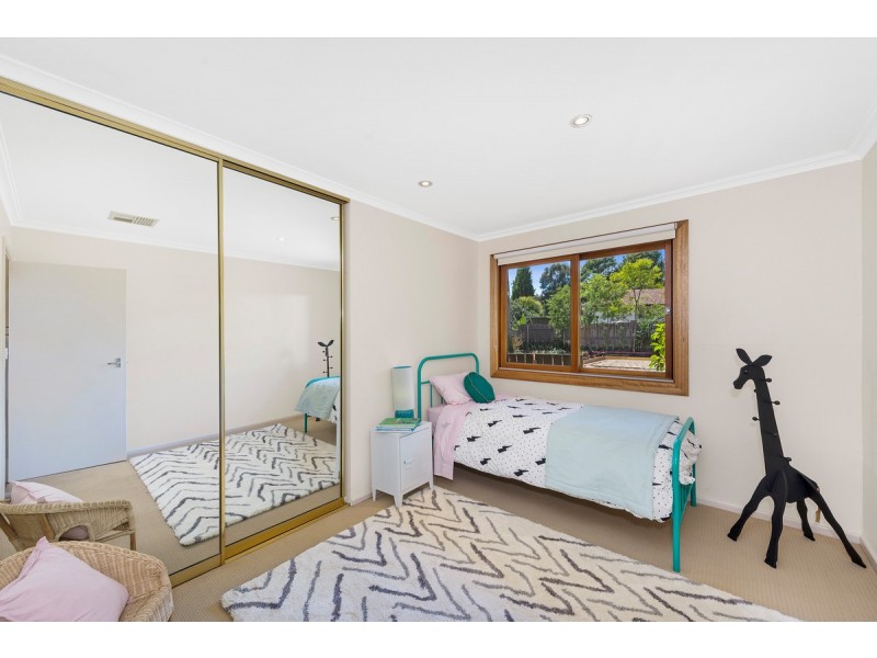 6 Skeats Street, Hackett ACT 2602