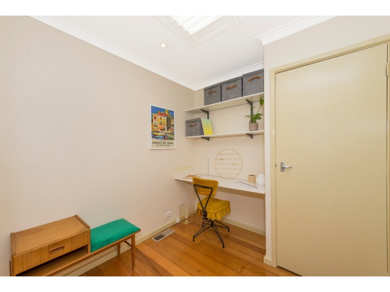 6 Skeats Street, Hackett ACT 2602