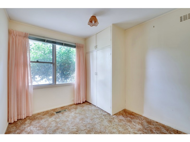 9 Wade Street, Watson ACT 2602