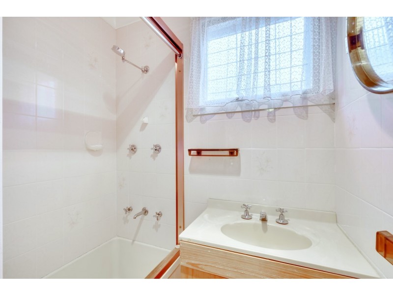9 Wade Street, Watson ACT 2602