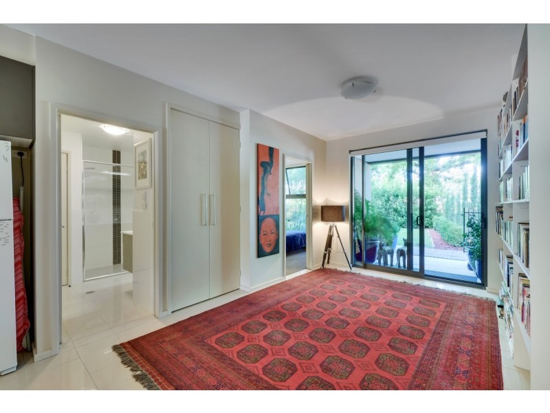 2/135 Limestone Avenue, Braddon ACT 2612