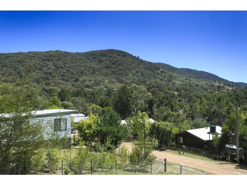 15 Micalong Close, Wee Jasper NSW 2582