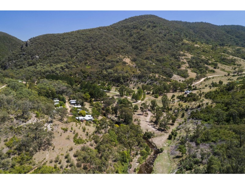 15 Micalong Close, Wee Jasper NSW 2582