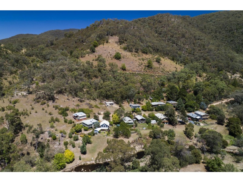 15 Micalong Close, Wee Jasper NSW 2582