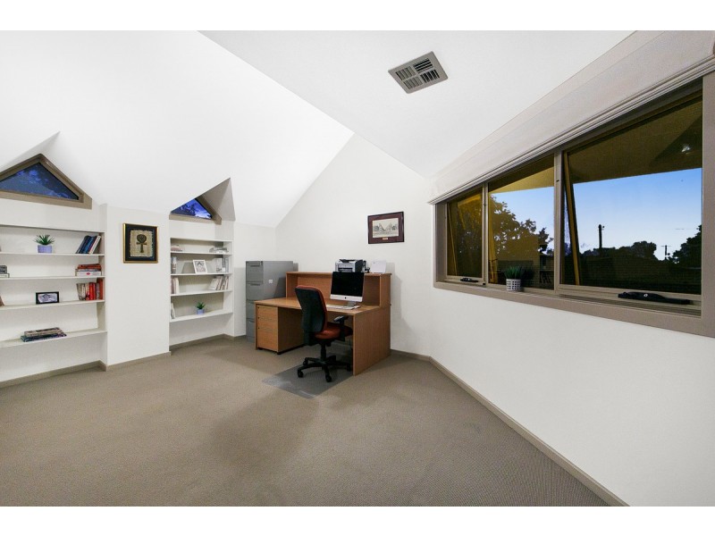 8 Hawdon Street, Ainslie ACT 2602
